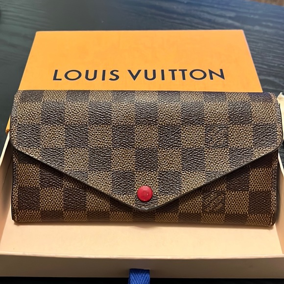 Louis Vuitton Handbags - LV wallet with coin purse